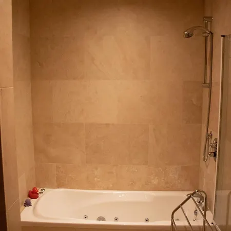 Penthouse 3 Bedroom Luxury Βίλα